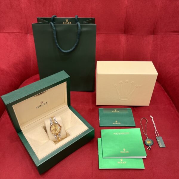 1 Rolex Datejust m278273-0026 (Champagne Dial with Diamond Hour Markers)