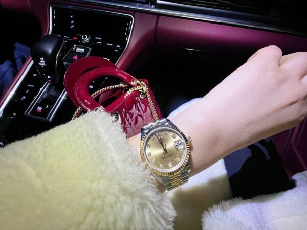 1 Rolex Datejust m278273-0026 (Champagne Dial with Diamond Hour Markers)