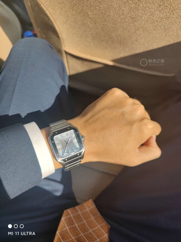 Cartier Santos Series WSSA0037 (Gradient Gray Dial, Automatic Movement, Stainless Steel, Multi-Faceted Spinel Crown)