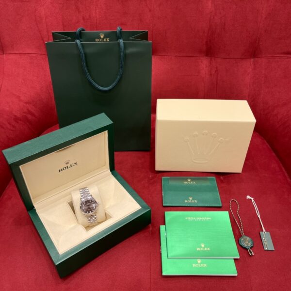 1 Rolex Datejust m278274-0008 (White Dial)