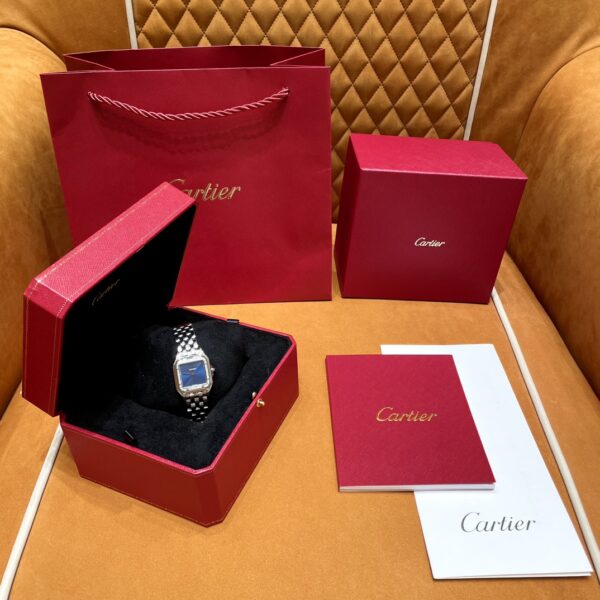 Cartier Leopard Series W4PN0013 (Small Size with Blue Gradient Dial)