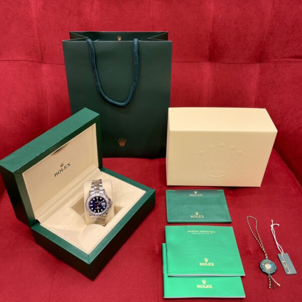 1 Rolex Yacht-Master M126622-0002(Blue dial)