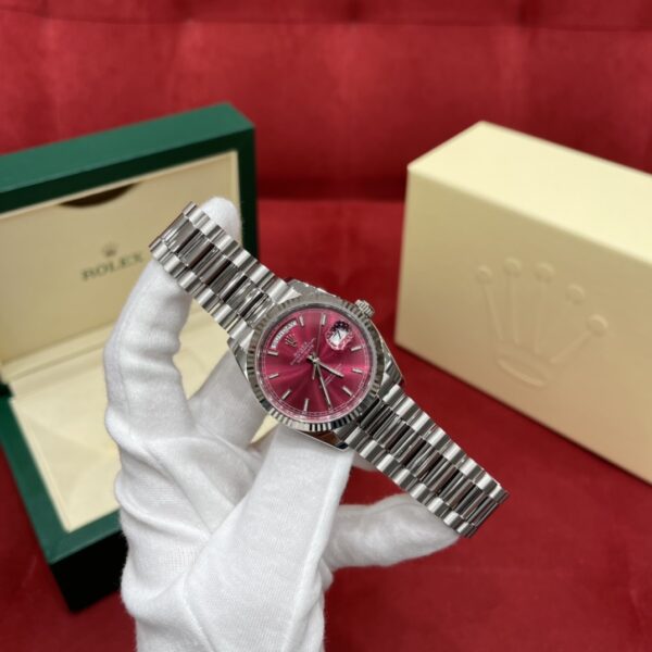 Rolex Day-Date, Reference: 118239, Cherry Dial