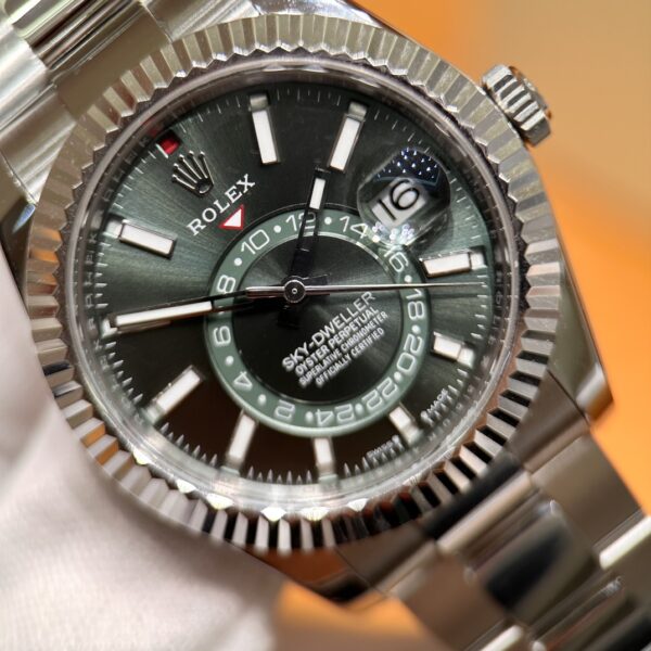 Rolex Sky-Dweller m336934-0001 (Green Dial, Three-Piece Link Bracelet)