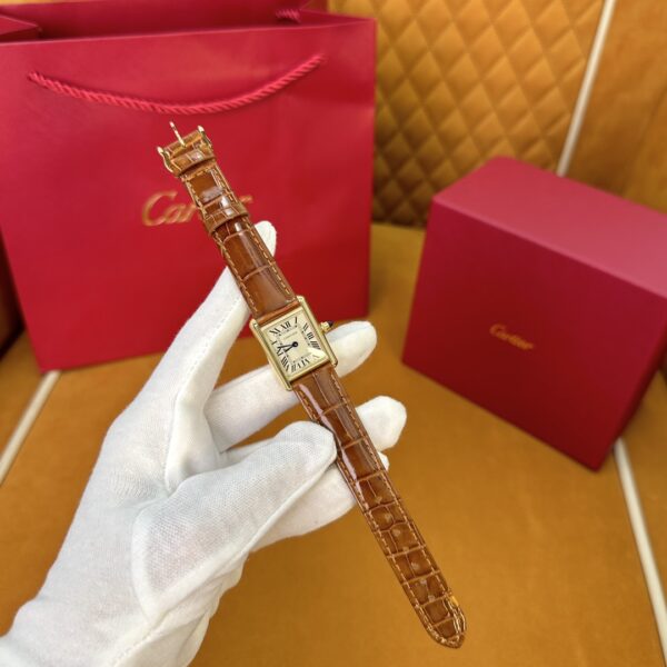 Cartier Tank Series W1529856 (Small Size, 18K Gold, Pearl Silver Dial, Brown Crocodile Leather Strap)