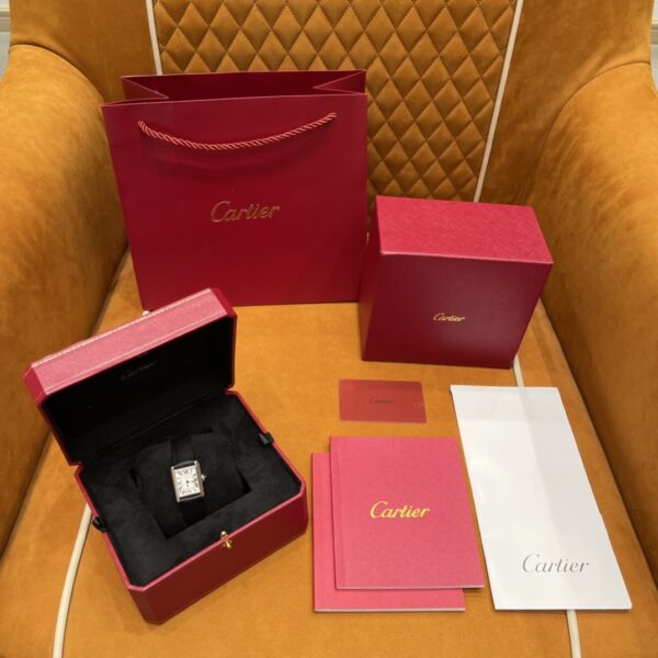Cartier Tank Series WSTA0042 (New Small, Stainless Steel, Pearl Silver Dial, Black Calfskin Leather Strap)