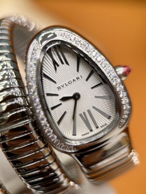 Bvlgari Serpenti Series 101910 SP35C6SDS.2T (Silver, Stainless Steel, Diamond-Studded, Pink Spinel Crown, Swiss Quartz Movement)