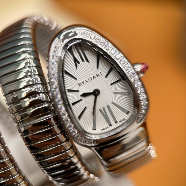 1 Bvlgari Serpenti Series 101910 SP35C6SDS.2T (Silver, Stainless Steel, Diamond-Studded, Pink Spinel Crown, Swiss Quartz Movement)