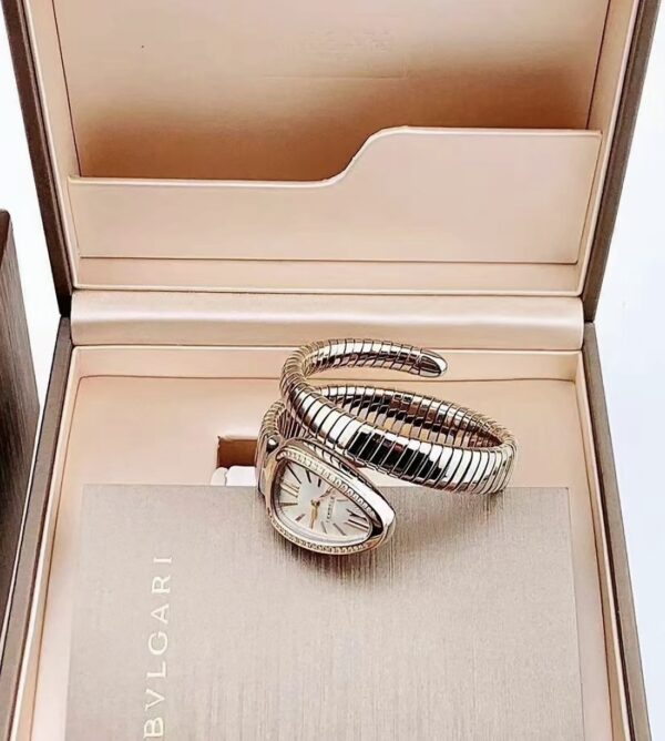 Bvlgari Serpenti Series 102237 SP35C6SPGD.1T (White, Rose Gold, Diamond-Studded, Pink Sapphire Crown, Swiss Quartz Movement)