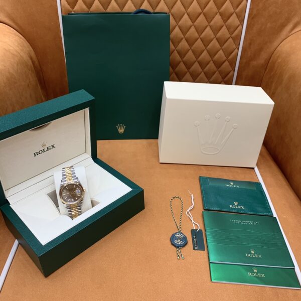 Rolex Datejust M126233-0015 (Champagne Dial, 36mm)
