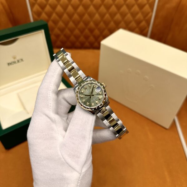 1 Rolex Datejust M278343RBR-0024 (Olive Green Dial, Diamond Bezel, 31mm)