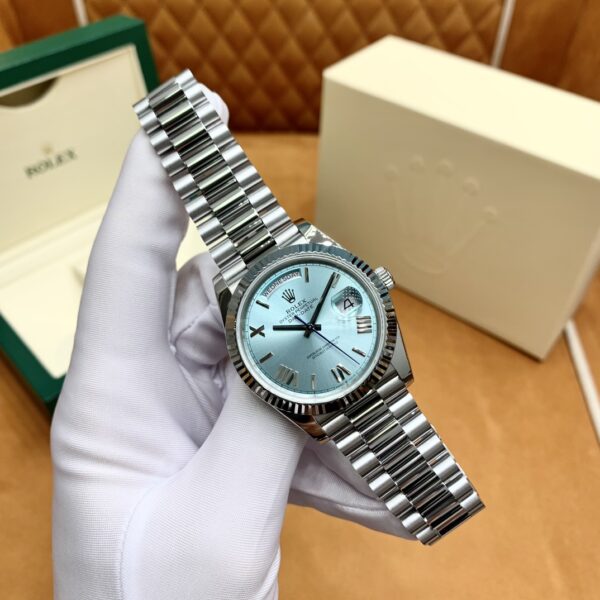 Rolex Day-Date M228236-0012 (40mm，Ice Blue)