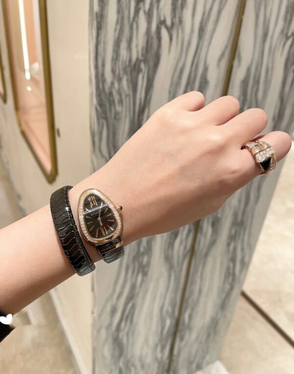 Bvlgari Serpenti 102532 (Black Dial, Rose Gold & Diamond Accents, 35mm)