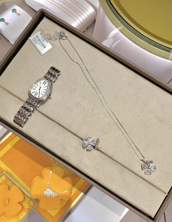 Bvlgari Serpenti 103148 (Opaline Dial, Diamond-Set, 33mm)