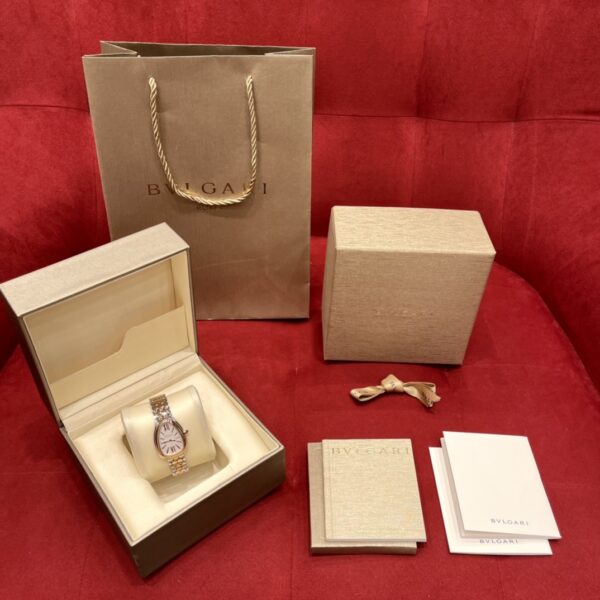 Bvlgari Serpenti 103277 (Opaline Dial, Rose Gold Accents, 33mm)