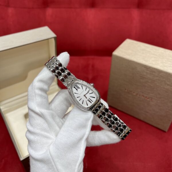 BVLGARI SERPENTI Series 103361 (Silver, Stainless Steel, Diamond-Set Logo, Opal Dial, Natural Purple-Red Gem Crown, Swiss Quartz Movement)