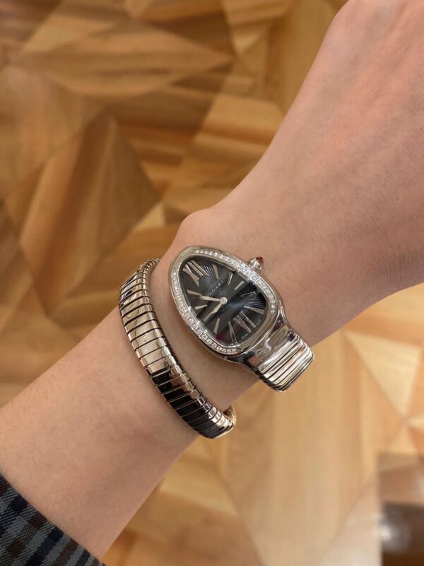 BVLGARI SERPENTI Series 103524 (Silver, Stainless Steel, Diamond Bezel, White Lacquered Dial, Pink Spinel Crown, Swiss Quartz Movement)