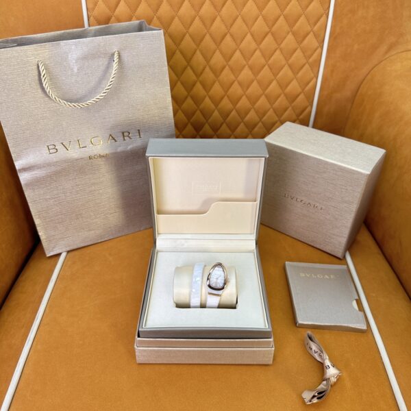 1 BVLGARI Serpenti 27HF00 (White Dial, Rose Gold & Ceramic 35mm)