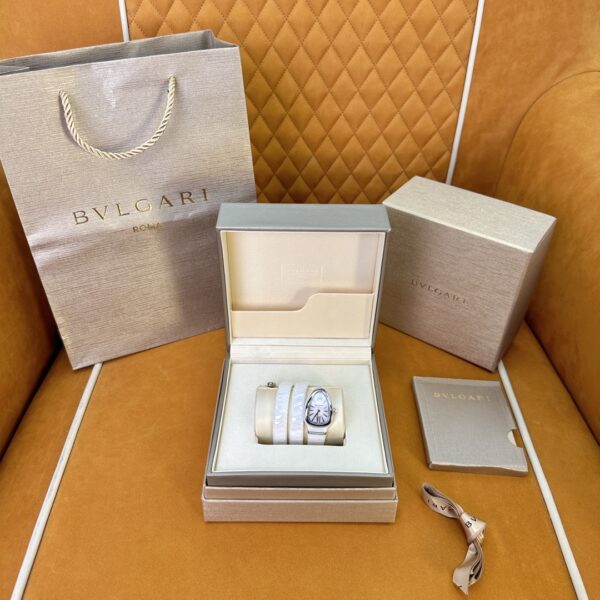 1 BVLGARI Serpenti 32HF00 (White Dial, Steel & Ceramic)