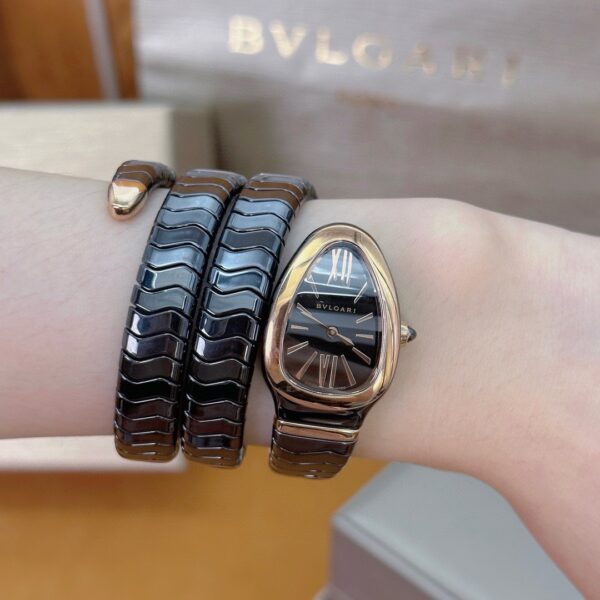 1 BVLGARI Serpenti 32HF00 (Black Dial, Rose Gold & Ceramic)