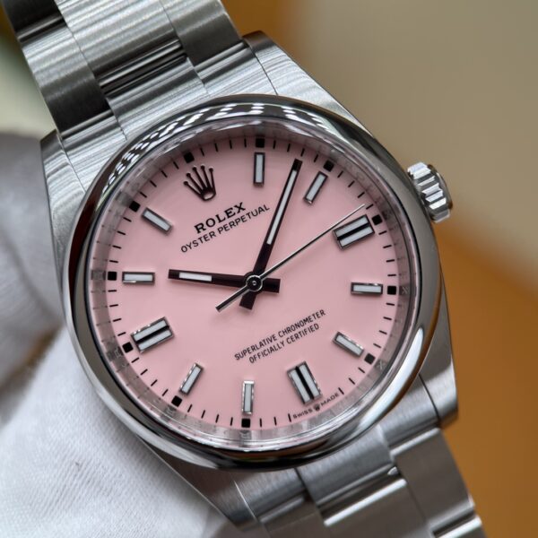 Rolex Oyster Perpetual 36 Ref. M126000-0008