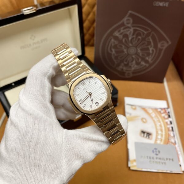 Patek Philippe Nautilus Ref. 7118/1R-001
