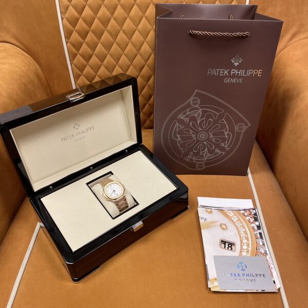 Patek Philippe Nautilus Ref. 7118/1R-001