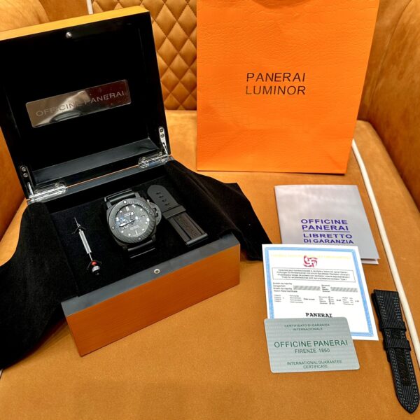 Panerai Submersible Marina Militare Carbotech™ PAM02979