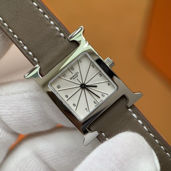 Hermès Heure H Watch (White Dial, Elephant Grey Swift Calf Leather Strap)