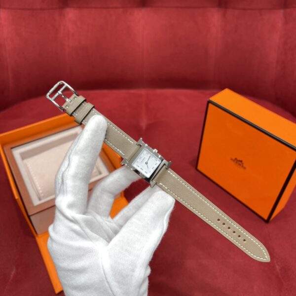 Hermès Heure H Watch (White Dial, Elephant Grey Swift Leather Strap)