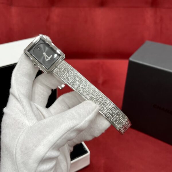Chanel BOY•FRIEND Series H4878 (Stainless Steel, Sapphire Crystal)