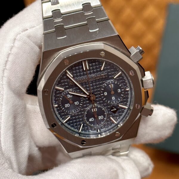 Audemars Piguet Royal Oak Chronograph Ref. 26240ST.OO.1320ST.05 (Bleu Nuit, Nuage 50)