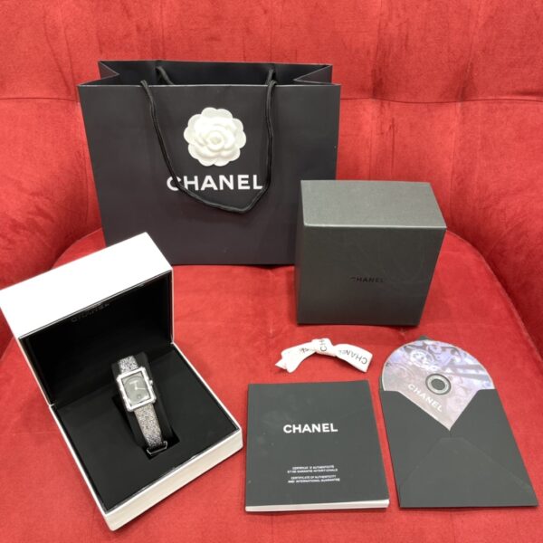 Chanel BOY•FRIEND Series (Diamond-Studded Stainless Steel, Sapphire Crystal)