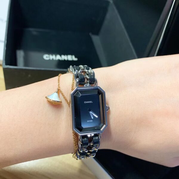 1 Chanel PREMIÈRE Series (Model: H7022)