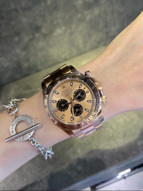 Rolex Cosmograph Daytona M116505-0009 (Rose Gold, Black Cerachrom Bezel)