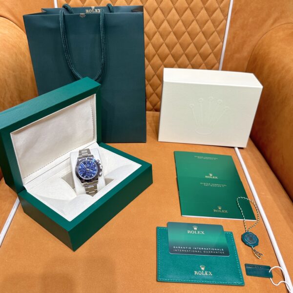1 Rolex Cosmograph Daytona M116509-0071 (Blue Dial)