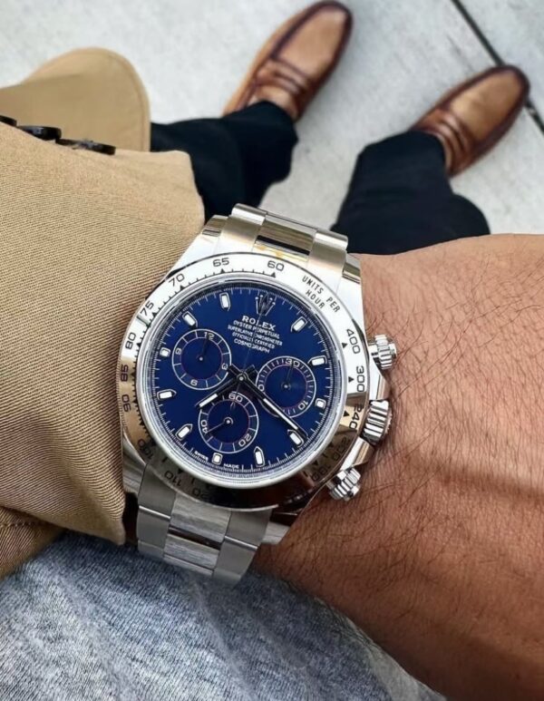 1 Rolex Cosmograph Daytona M116509-0071 (Blue Dial)