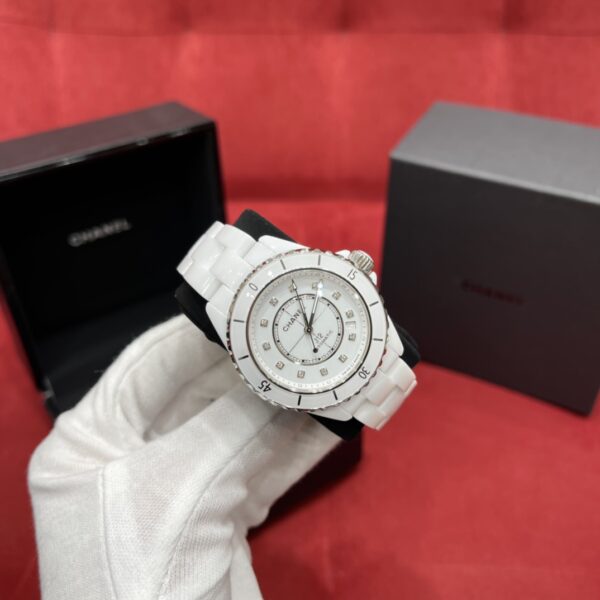 Chanel J12 Series H5705 (Ceramic & Stainless Steel, White Dial)