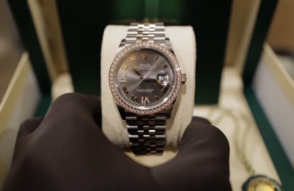 Rolex Datejust m126281rbr-0011 (Premium Grey Diamond Bezel)