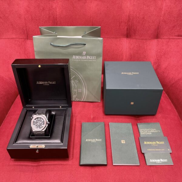 Audemars Piguet Royal Oak Offshore Ref. 15703ST.OO.A002CA.01
