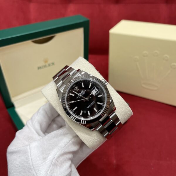 Rolex Datejust m126334-0017 (Black Dial)
