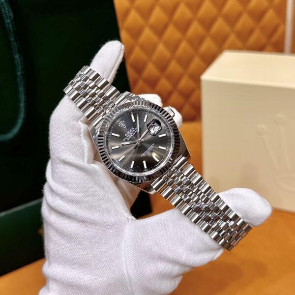 Rolex Datejust m126334-0018 (Black Dial)