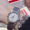 Omega Constellation 131.15.29.20.52.001 (Silver Silk Dial, Stainless Steel)