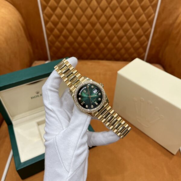 1 Rolex Day-Date m128348rbr-0035 (Gold And Green)