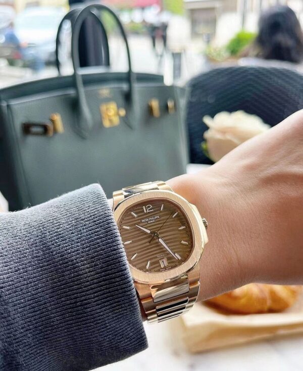 Patek Philippe Nautilus Ref. 7118/1R-010