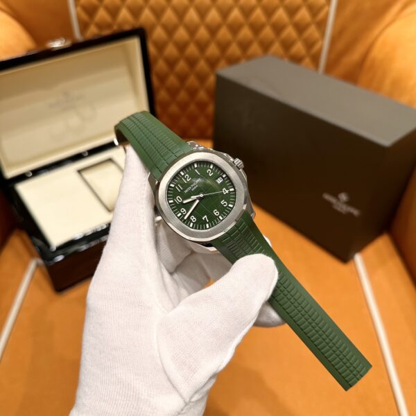 2 Patek Philippe Aquanaut Ref. 5168G-010 (Green Dial, White Gold Case)