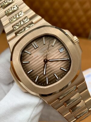 Patek Philippe Nautilus Ref. 5711/1R-001 (18K Rose Gold)