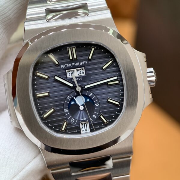 2 Patek Philippe Complications Ref. 5726/1A-014