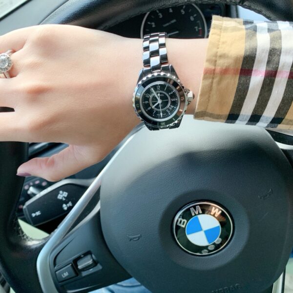 Chanel J12 Series H5697 (Ceramic & Stainless Steel, Black Dial)