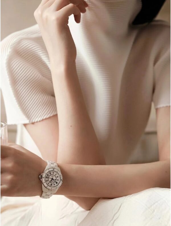 Chanel J12 Series H5700 (Ceramic & Stainless Steel, White Dial)